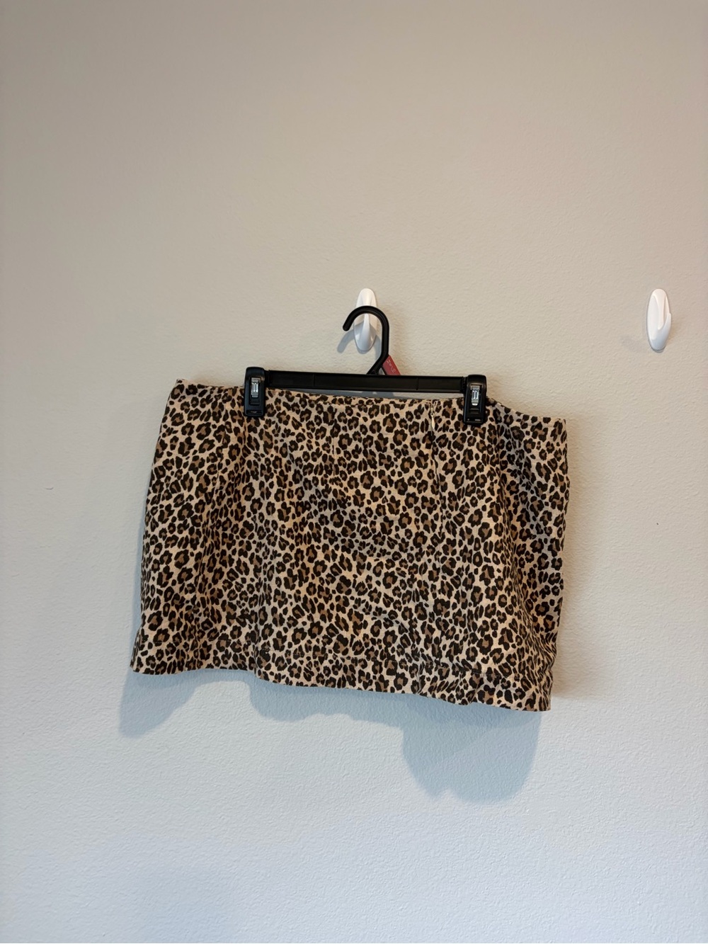 Cheetah low rise mini skirt